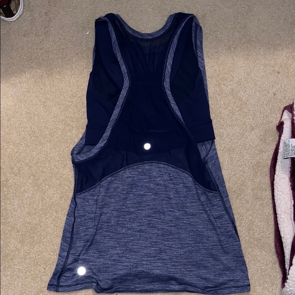 Navy built in bra lulu lemon tank - Picture 2 of 8
